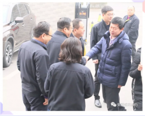 市政協(xié)副主席、住建局黨組書記、局長(zhǎng)侯津琪到益和熱力公司走訪慰問一線職工